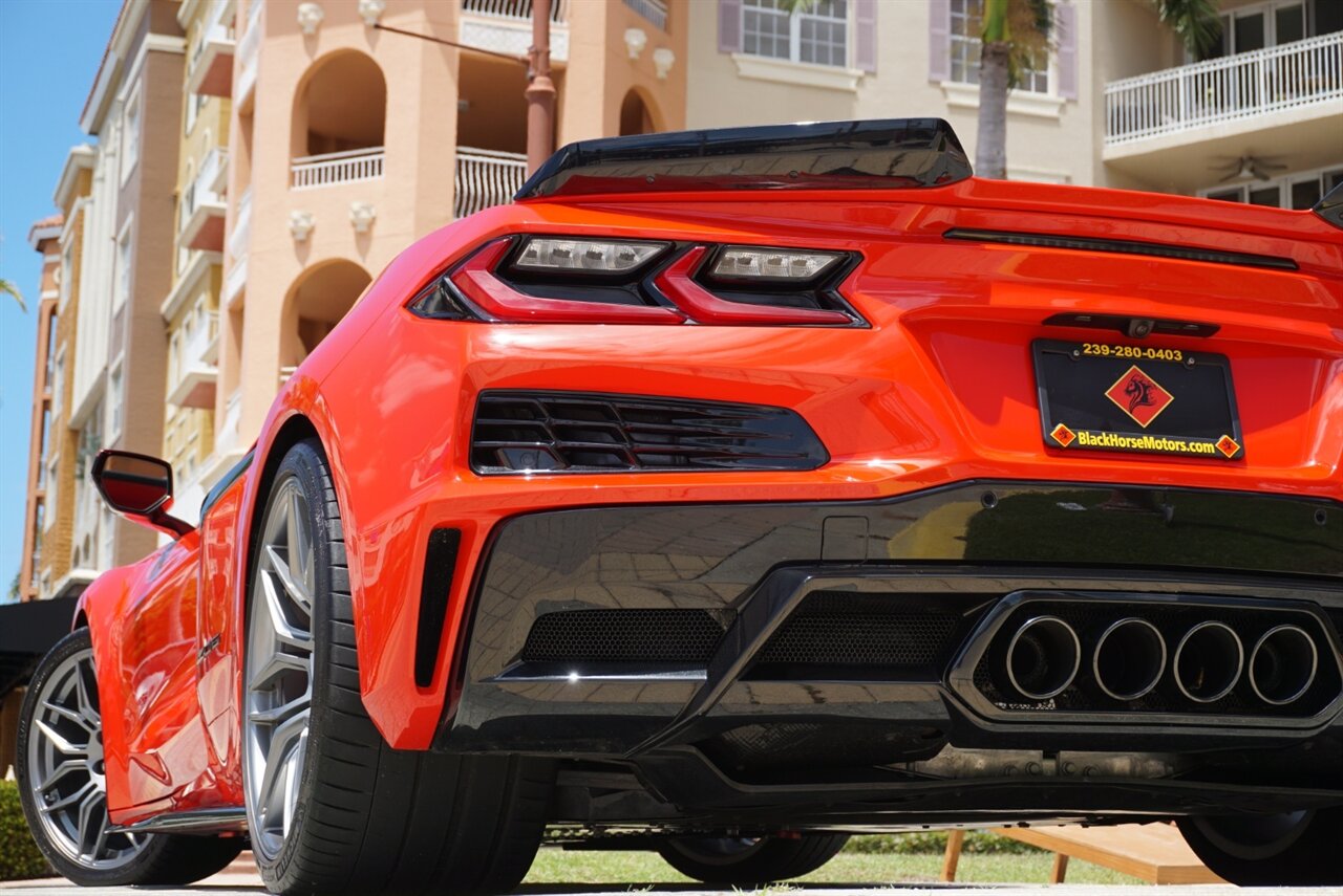 2024 Chevrolet Corvette Z06   - Photo 41 - Naples, FL 34104