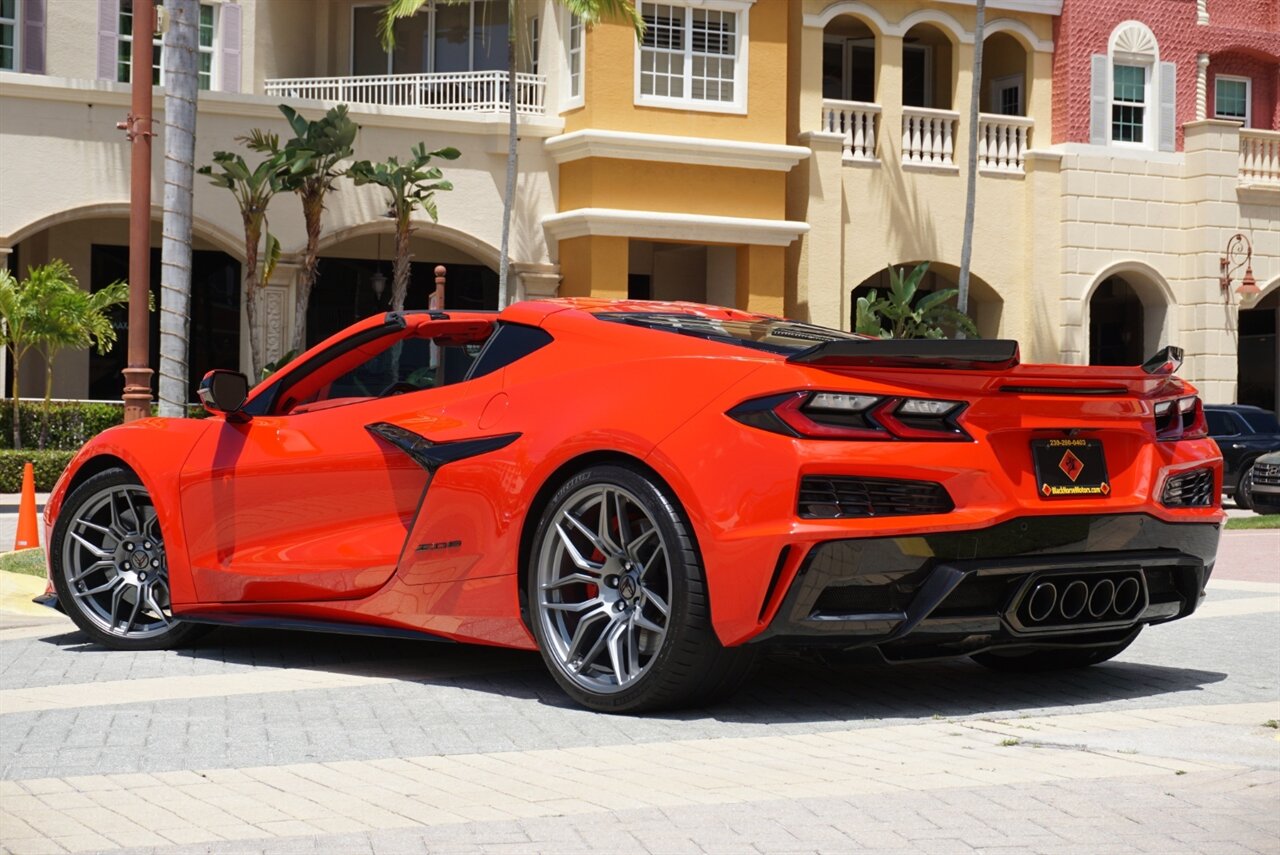 2024 Chevrolet Corvette Z06   - Photo 38 - Naples, FL 34104