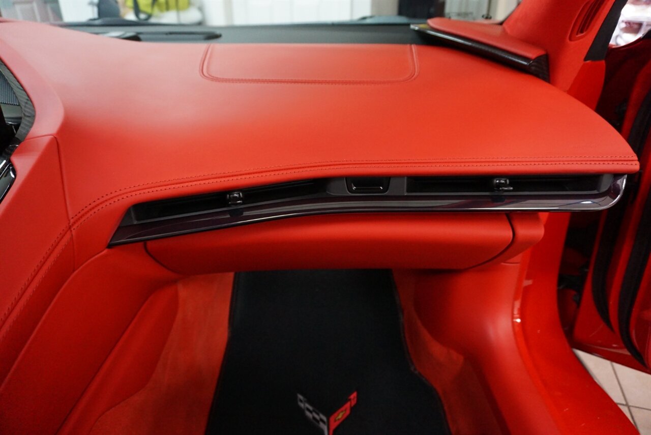 2024 Chevrolet Corvette Z06   - Photo 19 - Naples, FL 34104