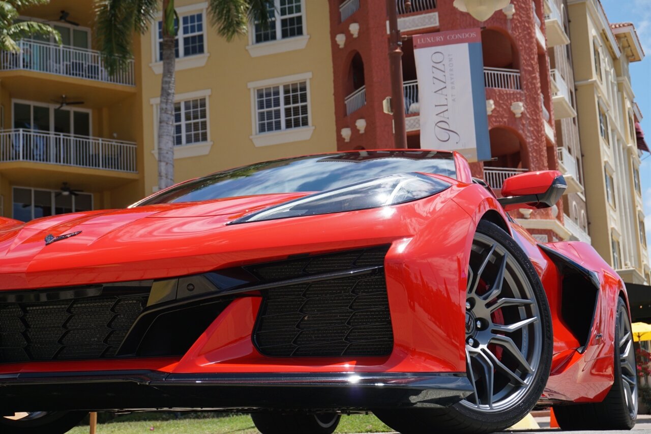 2024 Chevrolet Corvette Z06   - Photo 26 - Naples, FL 34104
