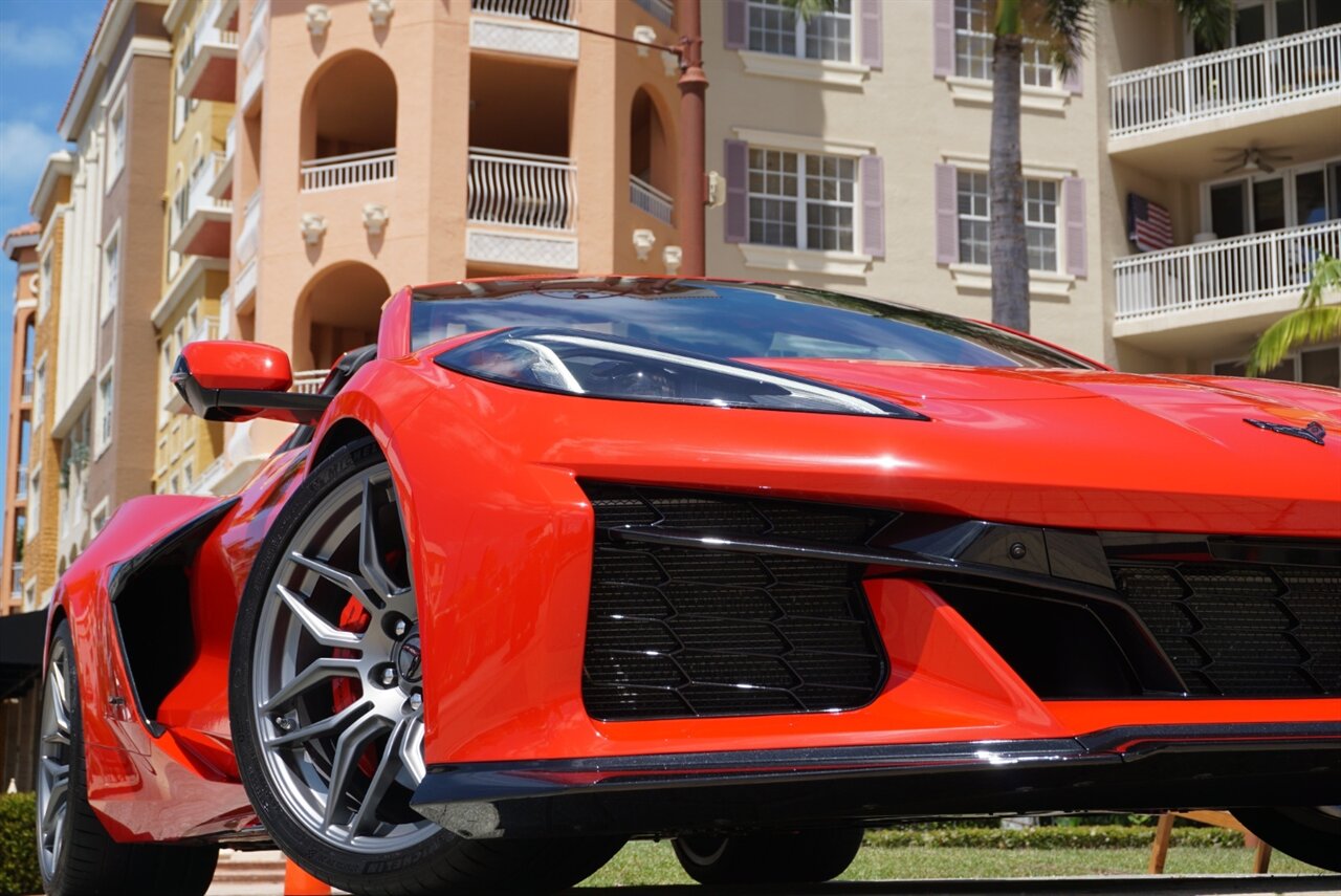 2024 Chevrolet Corvette Z06   - Photo 24 - Naples, FL 34104