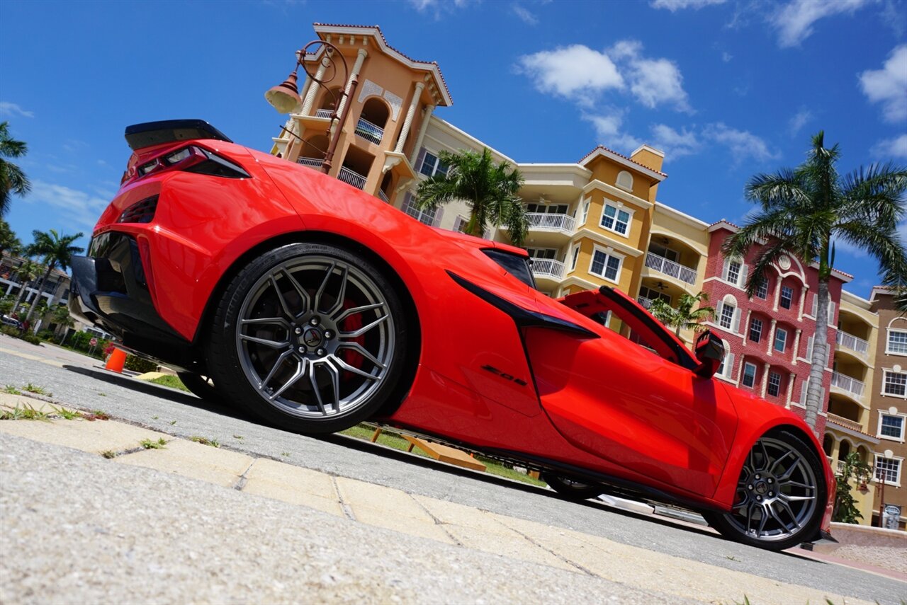 2024 Chevrolet Corvette Z06   - Photo 60 - Naples, FL 34104