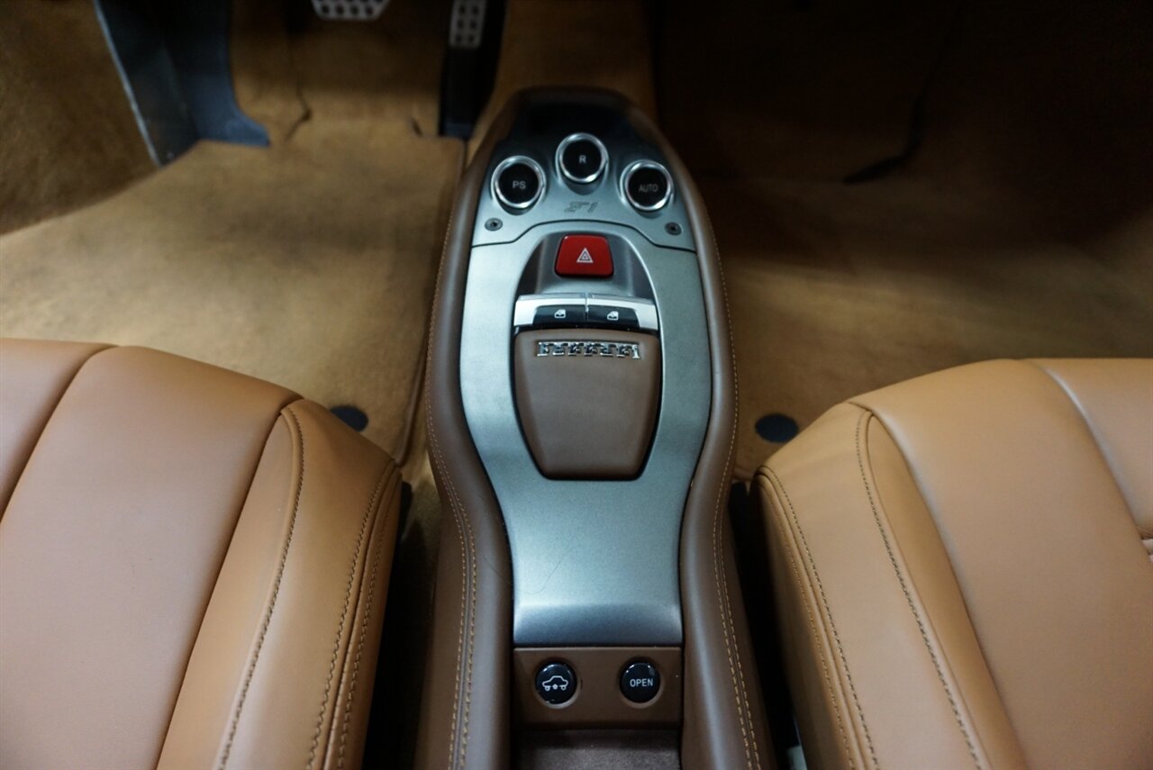 2010 Ferrari 458 Italia   - Photo 18 - Naples, FL 34104
