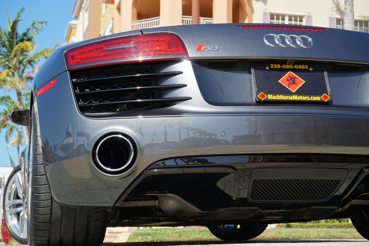 2015 Audi R8 4.2 quattro Spyder   - Photo 39 - Naples, FL 34104