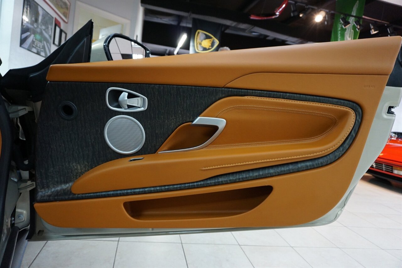 2019 Aston Martin DB11 Volante   - Photo 24 - Naples, FL 34104