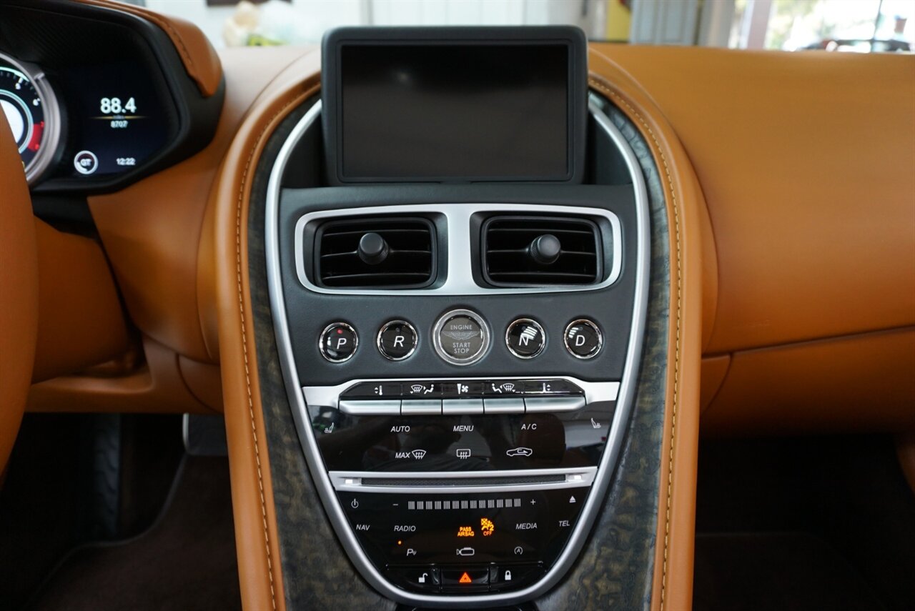 2019 Aston Martin DB11 Volante   - Photo 14 - Naples, FL 34104