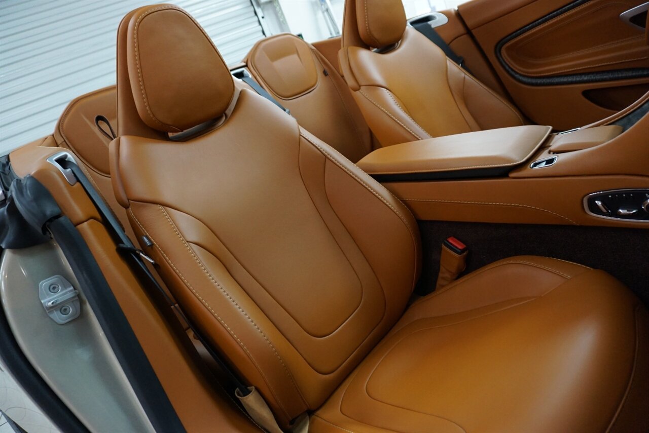 2019 Aston Martin DB11 Volante   - Photo 22 - Naples, FL 34104