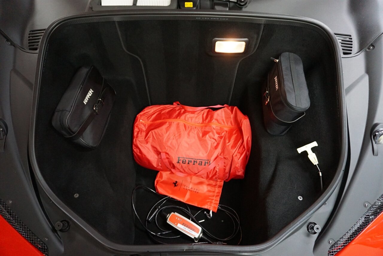 2010 Ferrari 458 Italia   - Photo 22 - Naples, FL 34104