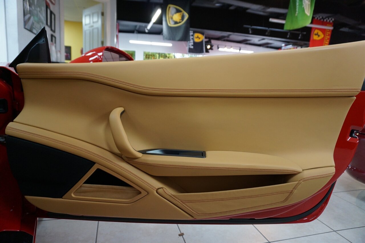 2010 Ferrari 458 Italia   - Photo 21 - Naples, FL 34104