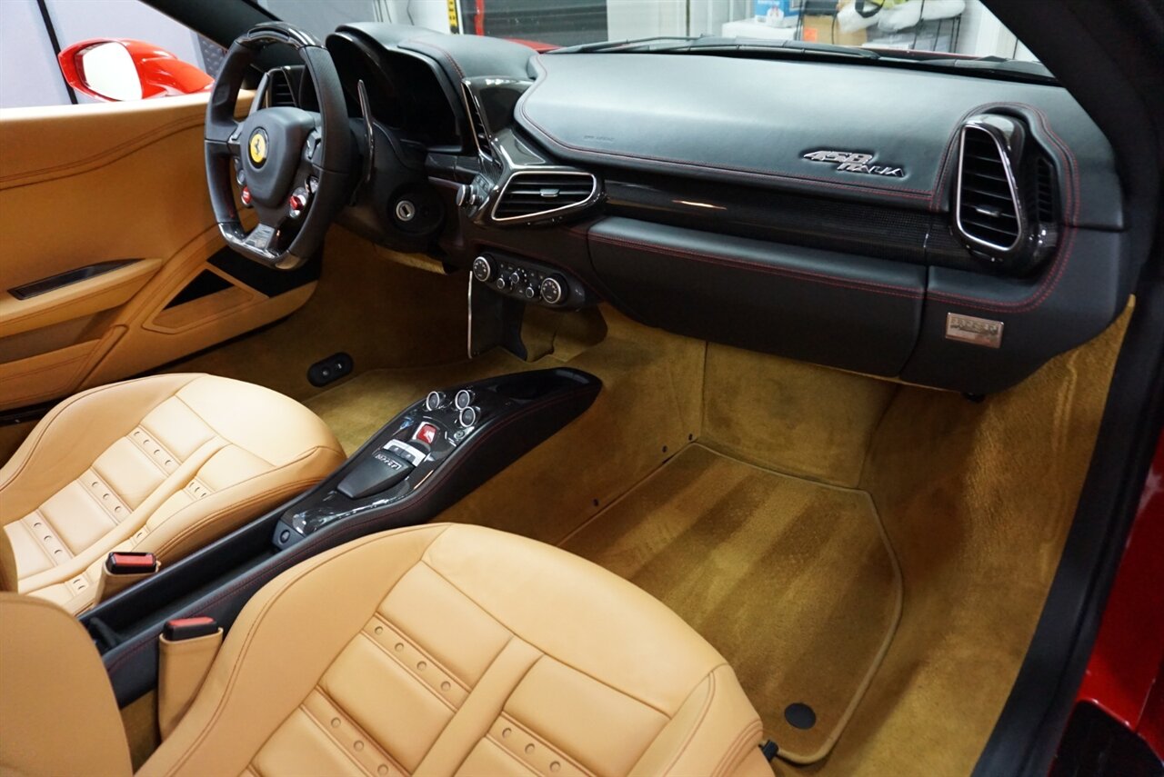 2010 Ferrari 458 Italia   - Photo 20 - Naples, FL 34104