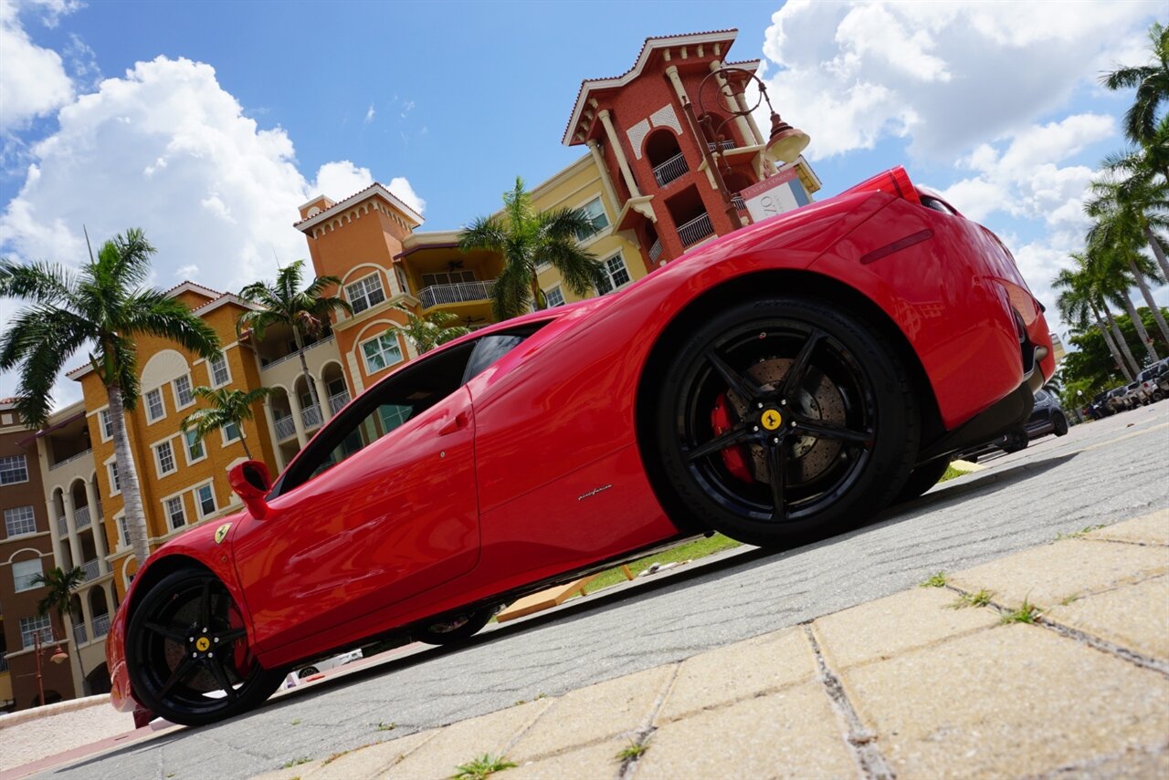 2010 Ferrari 458 Italia   - Photo 35 - Naples, FL 34104