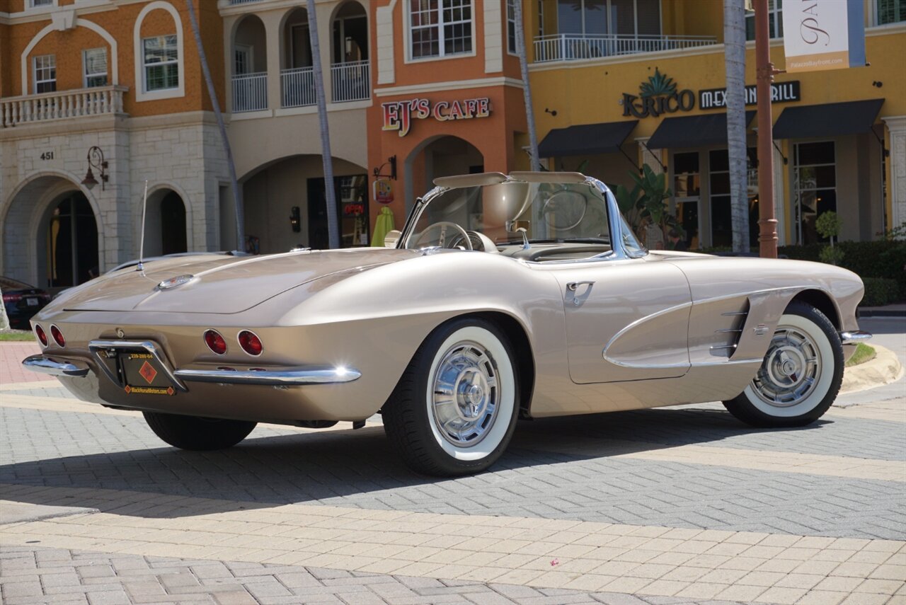 1961 Chevrolet Corvette 283 cu in. 270 HP   - Photo 30 - Naples, FL 34104