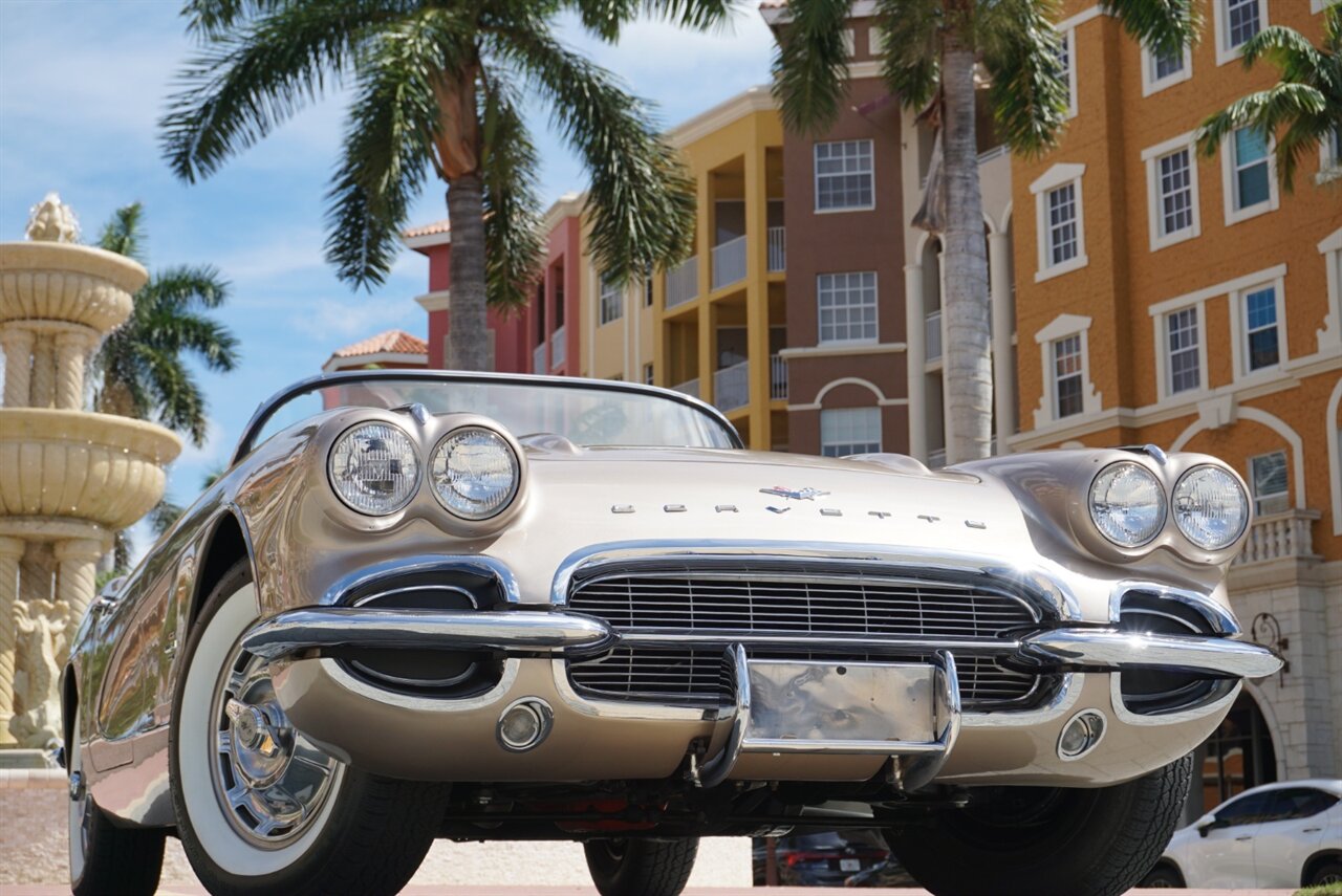 1961 Chevrolet Corvette 283 cu in. 270 HP   - Photo 48 - Naples, FL 34104