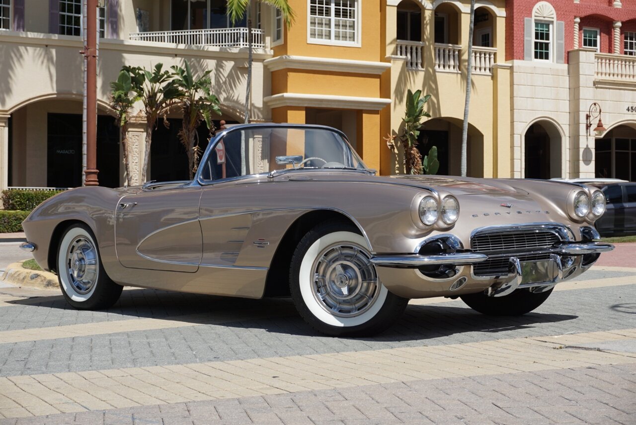 1961 Chevrolet Corvette 283 cu in. 270 HP   - Photo 8 - Naples, FL 34104