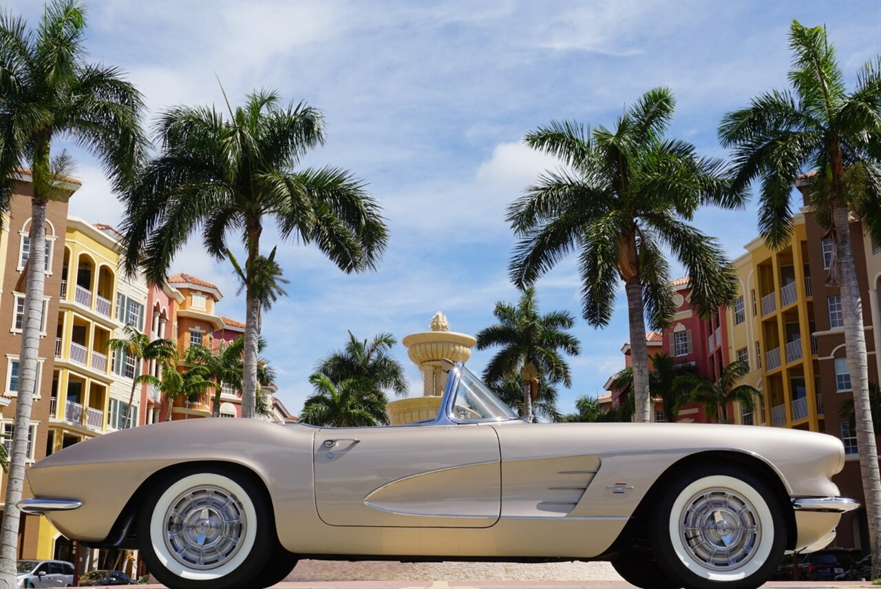 1961 Chevrolet Corvette 283 cu in. 270 HP   - Photo 26 - Naples, FL 34104