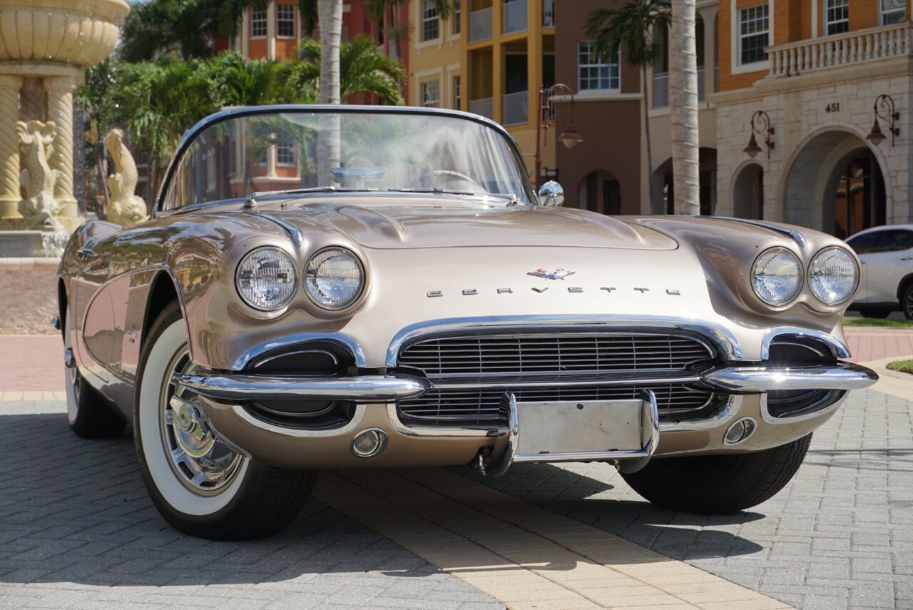 1961 Chevrolet Corvette 283 cu in. 270 HP   - Photo 45 - Naples, FL 34104