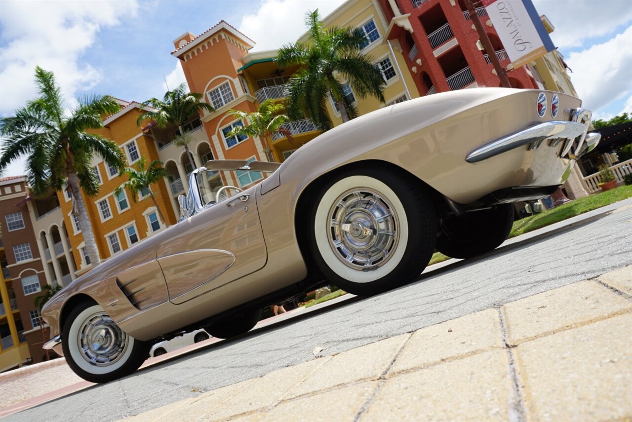 1961 Chevrolet Corvette 283 cu in. 270 HP   - Photo 35 - Naples, FL 34104