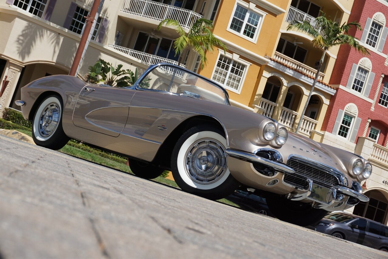 1961 Chevrolet Corvette 283 cu in. 270 HP   - Photo 67 - Naples, FL 34104