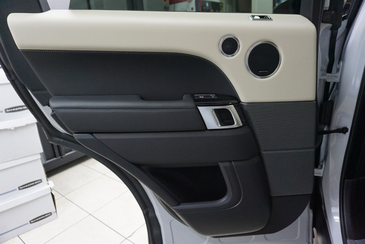 2019 Land Rover Range Rover Sport HSE   - Photo 24 - Naples, FL 34104