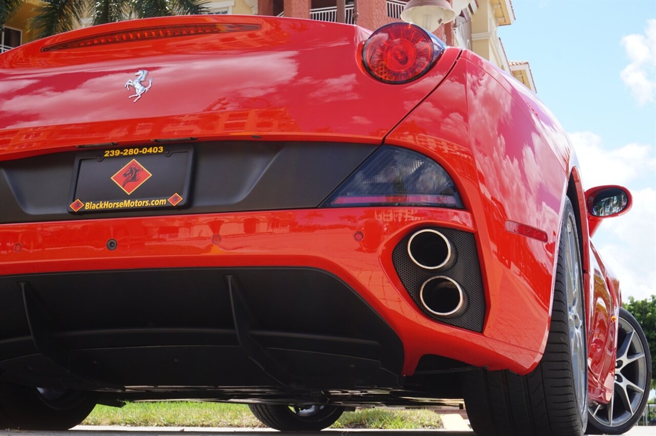 2012 Ferrari California   - Photo 44 - Naples, FL 34104