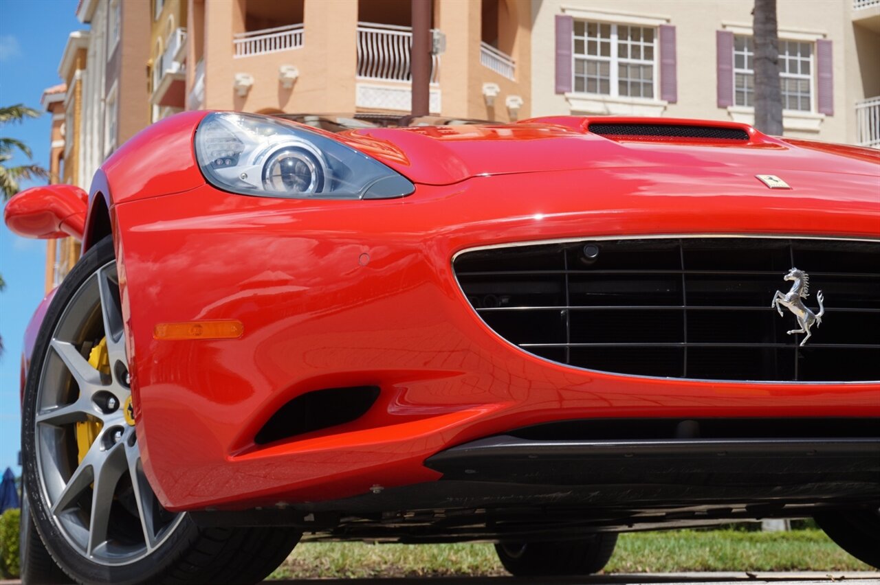 2012 Ferrari California   - Photo 25 - Naples, FL 34104