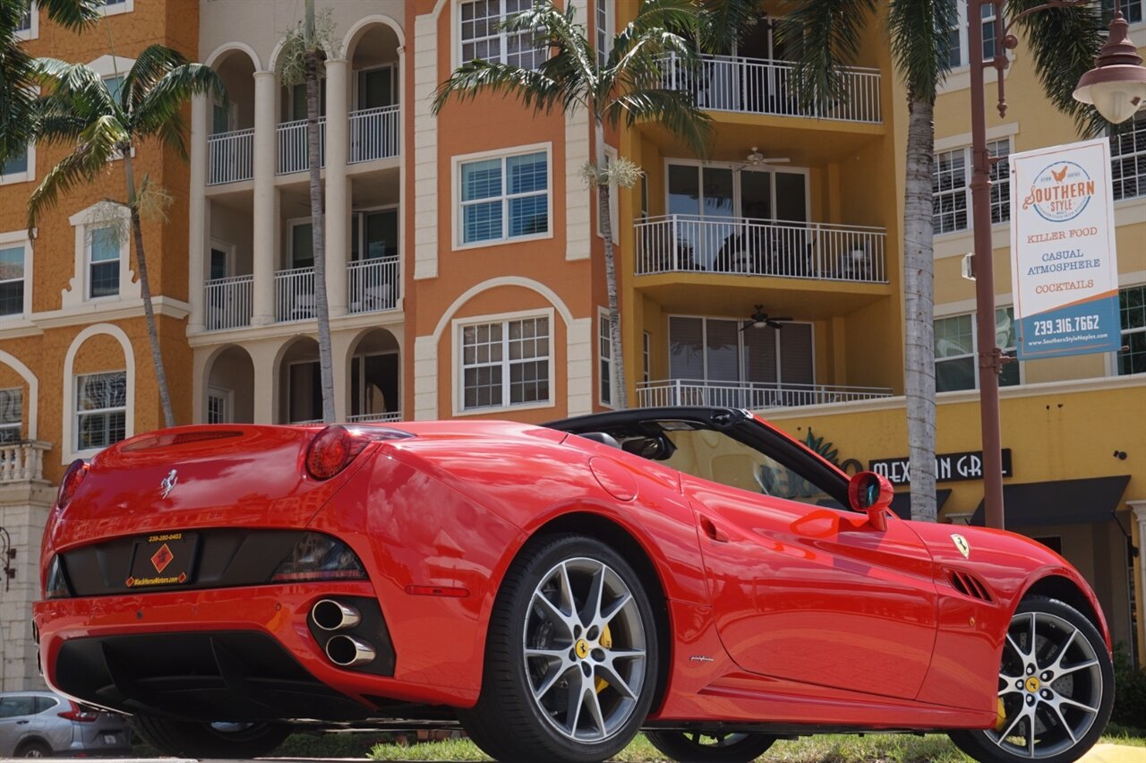 2012 Ferrari California   - Photo 54 - Naples, FL 34104