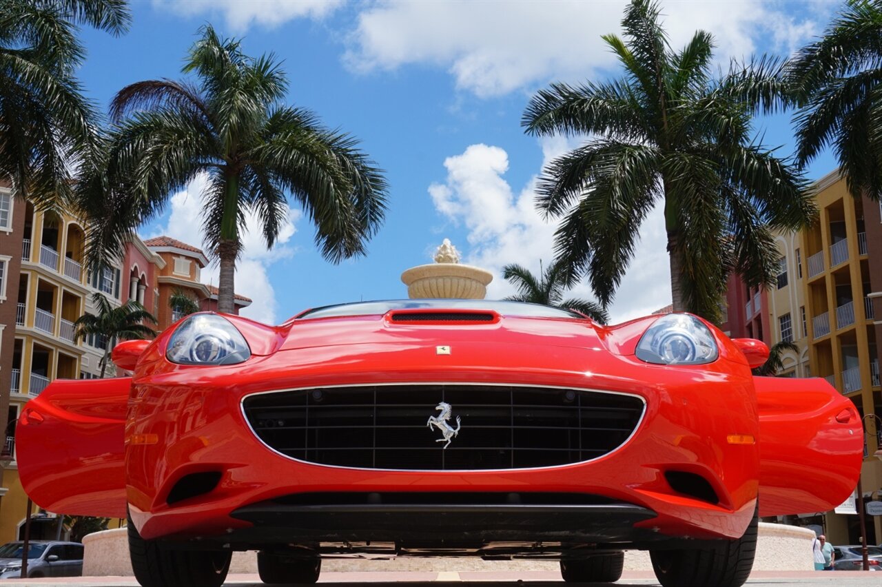 2012 Ferrari California   - Photo 32 - Naples, FL 34104