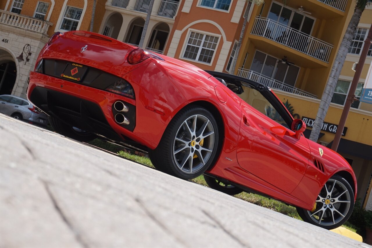 2012 Ferrari California   - Photo 65 - Naples, FL 34104