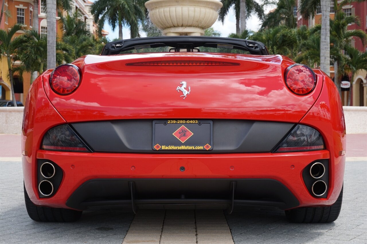 2012 Ferrari California   - Photo 43 - Naples, FL 34104