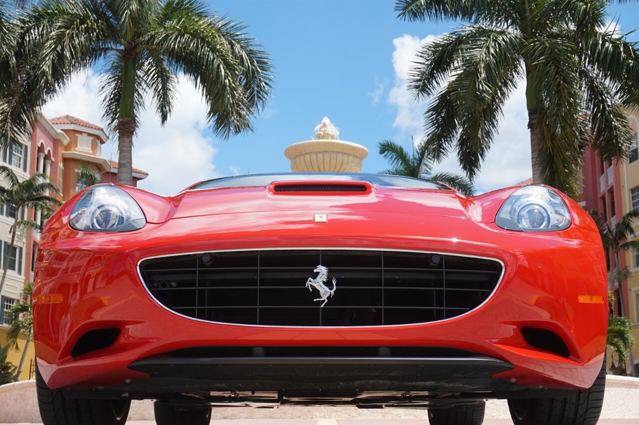 2012 Ferrari California   - Photo 26 - Naples, FL 34104