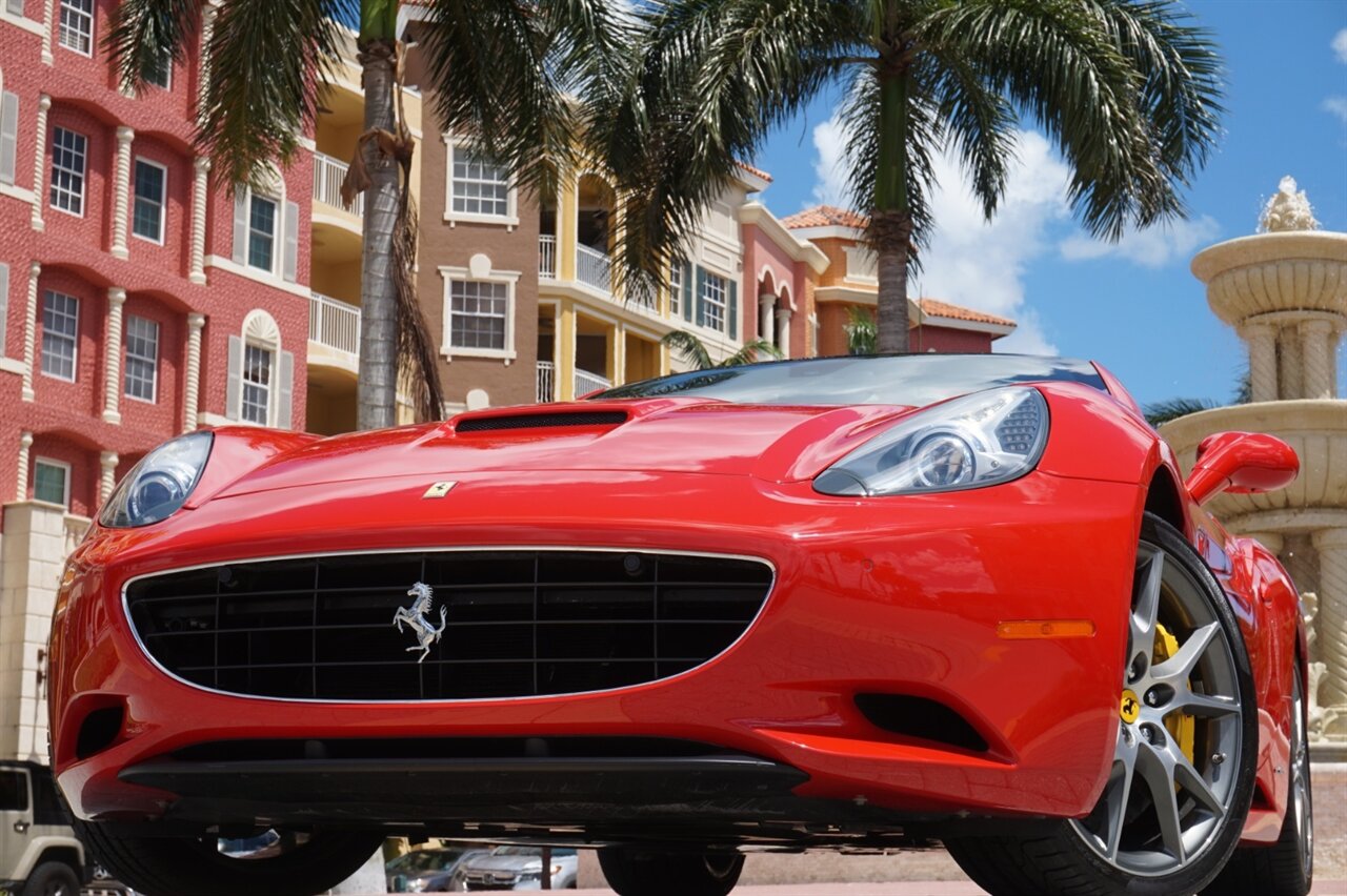 2012 Ferrari California   - Photo 53 - Naples, FL 34104