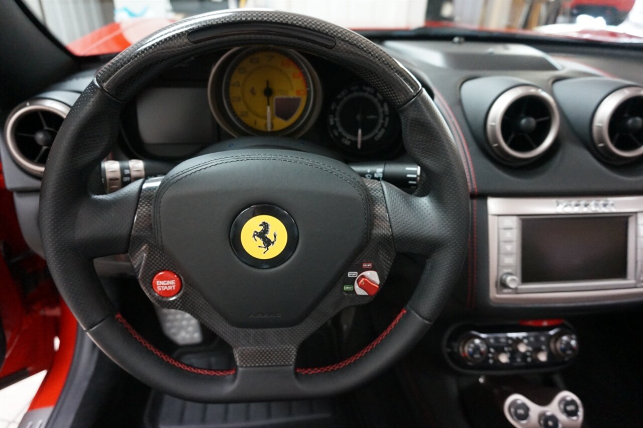 2012 Ferrari California   - Photo 13 - Naples, FL 34104