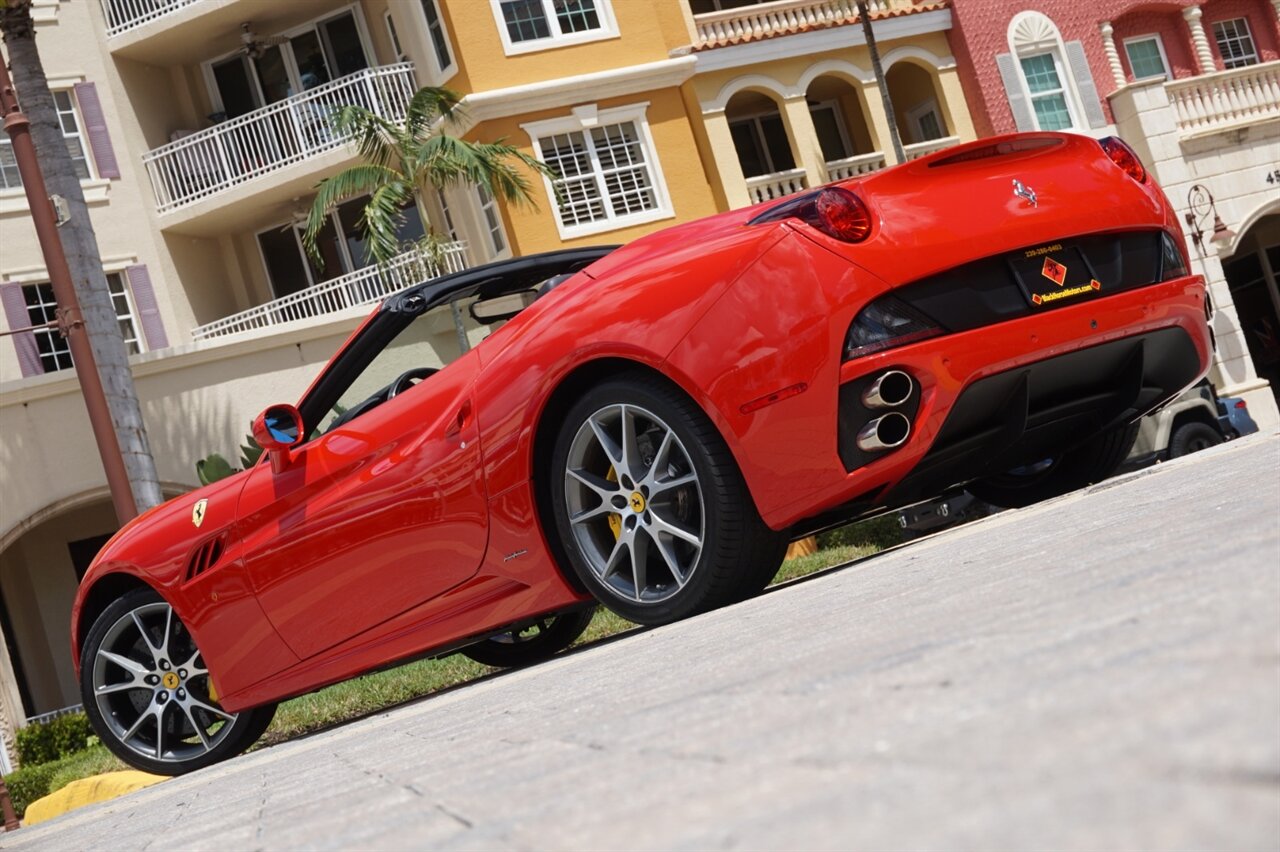 2012 Ferrari California   - Photo 69 - Naples, FL 34104