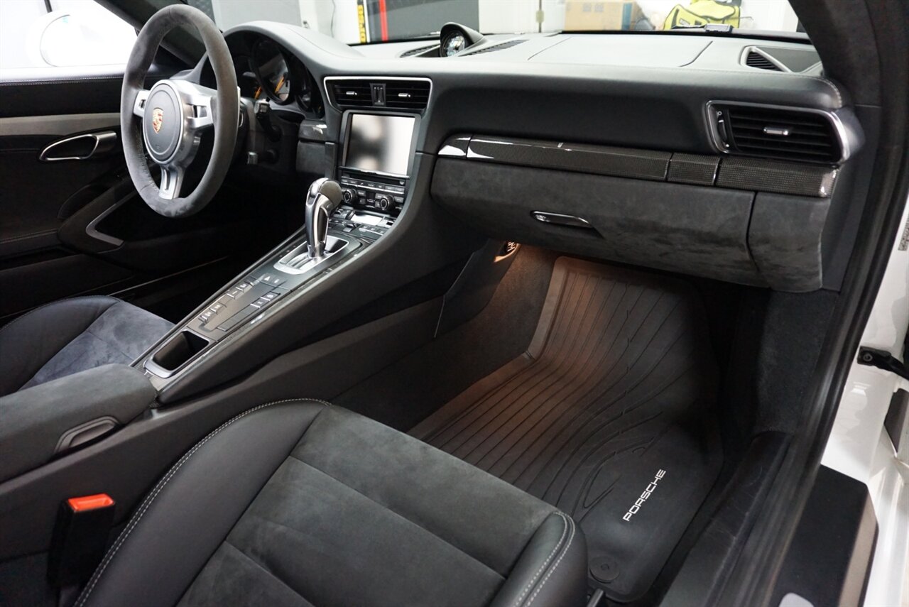 2015 Porsche 911 GT3 - Photo 22 - Naples, FL 34104
