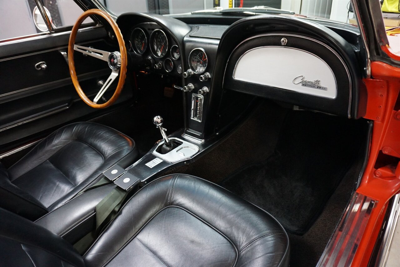 1965 Chevrolet Corvette   - Photo 18 - Naples, FL 34104