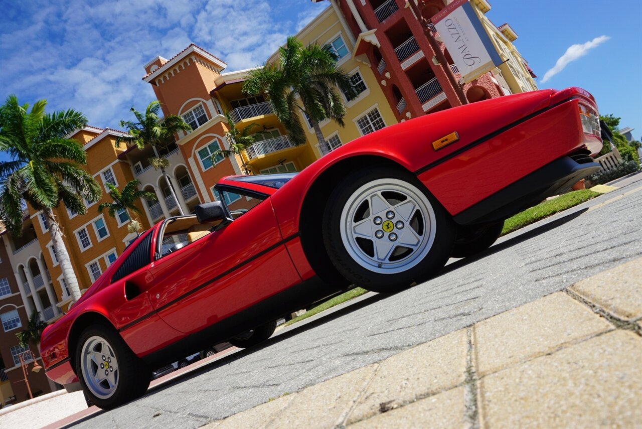 1986 Ferrari 328 GTS   - Photo 33 - Naples, FL 34104