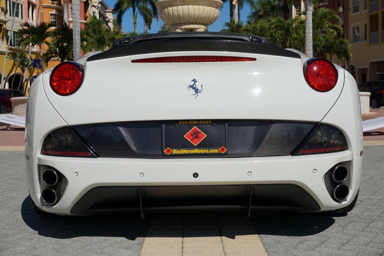 2014 Ferrari California   - Photo 41 - Naples, FL 34104