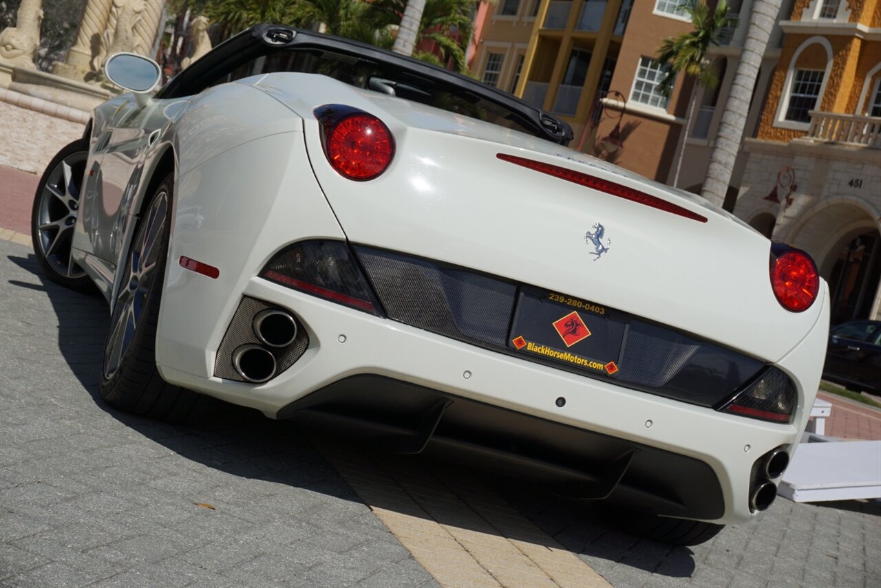 2014 Ferrari California   - Photo 63 - Naples, FL 34104
