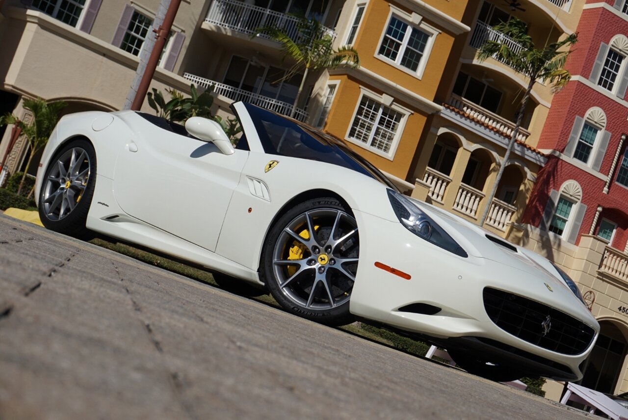 2014 Ferrari California   - Photo 69 - Naples, FL 34104