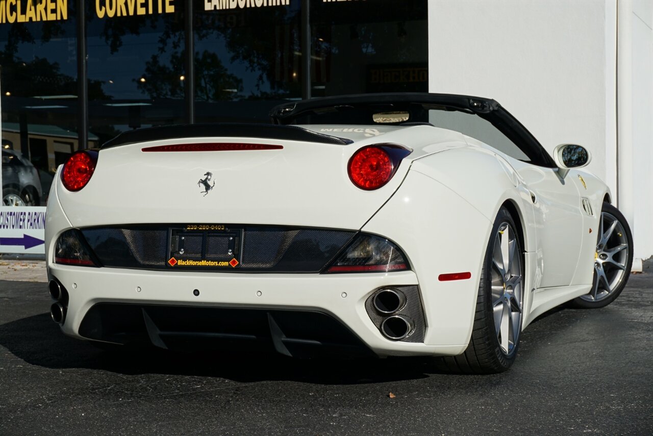 2014 Ferrari California   - Photo 28 - Naples, FL 34104