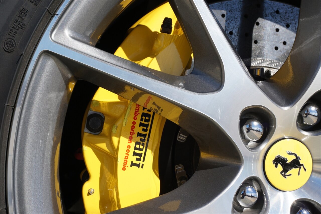 2014 Ferrari California   - Photo 32 - Naples, FL 34104