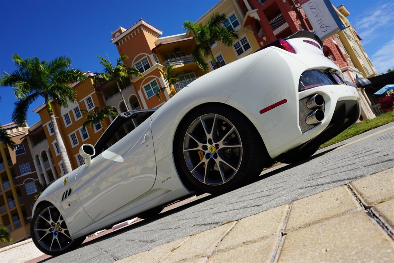 2014 Ferrari California   - Photo 38 - Naples, FL 34104
