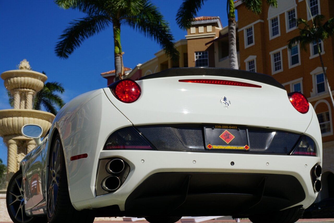 2014 Ferrari California   - Photo 51 - Naples, FL 34104