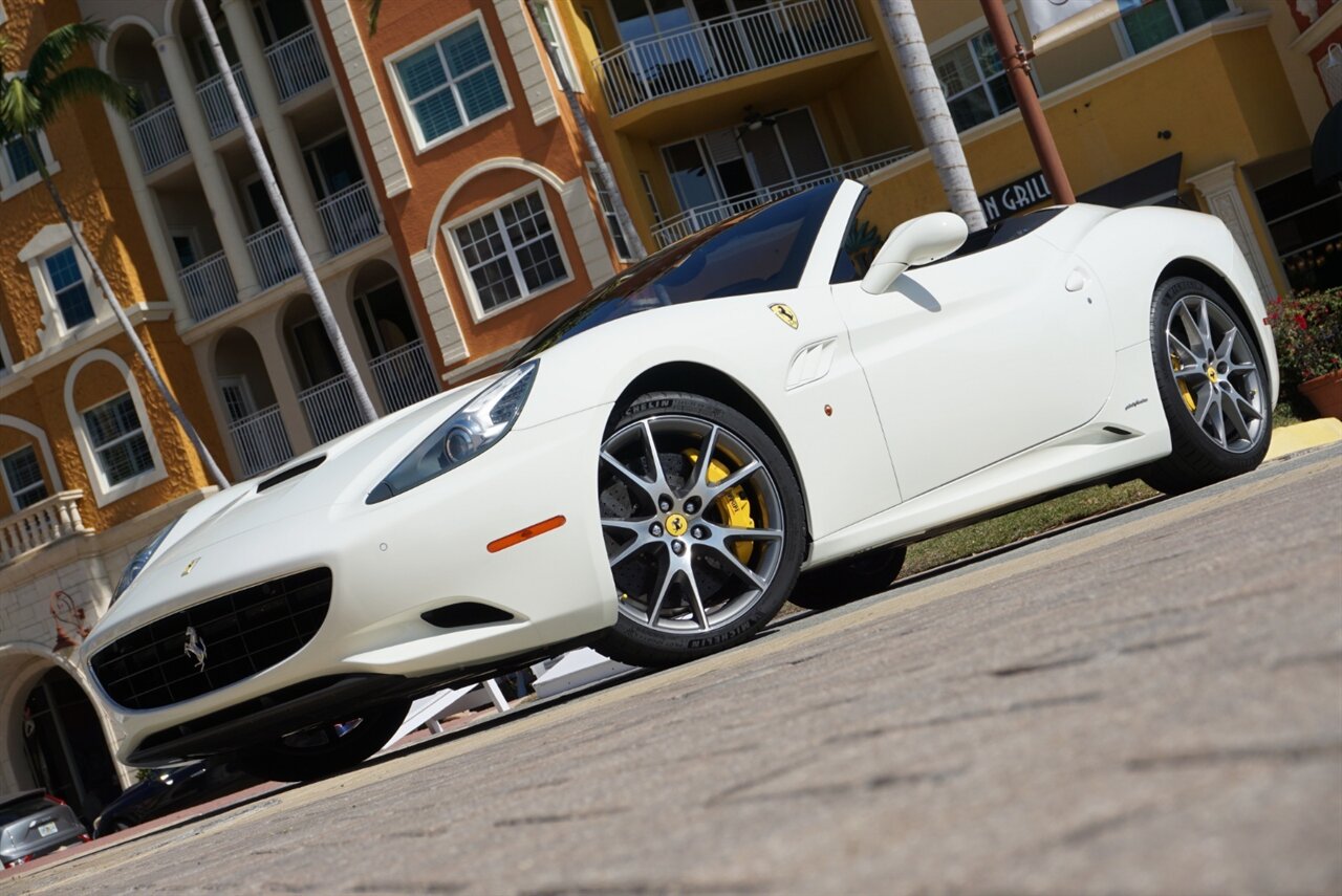 2014 Ferrari California   - Photo 64 - Naples, FL 34104