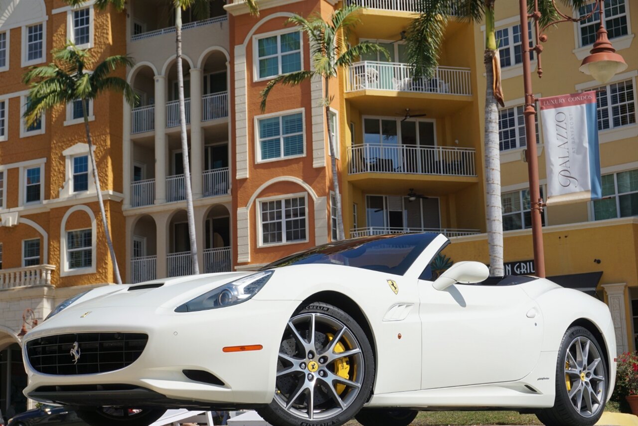2014 Ferrari California   - Photo 34 - Naples, FL 34104