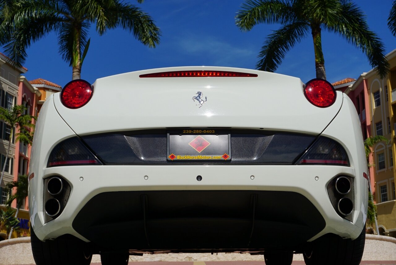 2014 Ferrari California   - Photo 51 - Naples, FL 34104