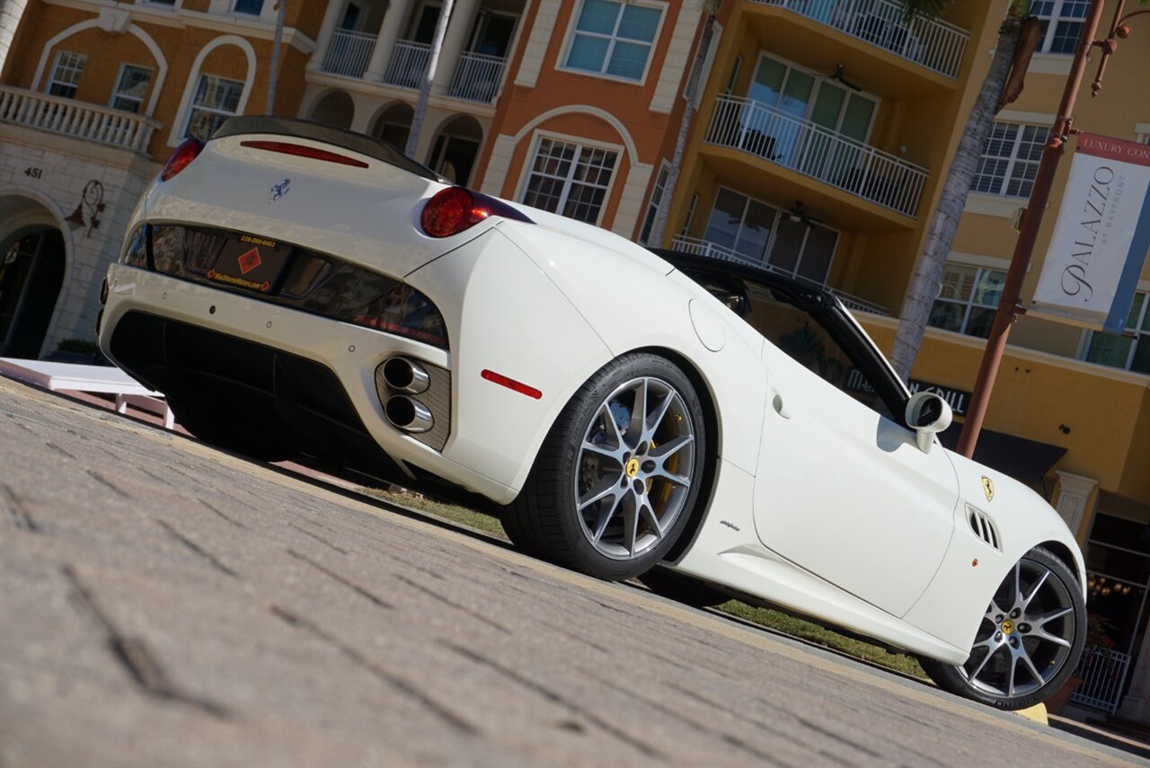 2014 Ferrari California   - Photo 66 - Naples, FL 34104