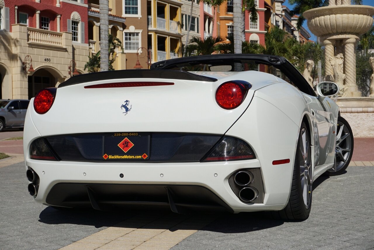 2014 Ferrari California   - Photo 48 - Naples, FL 34104