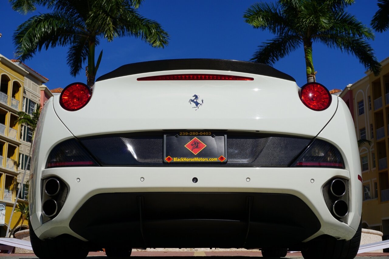 2014 Ferrari California   - Photo 52 - Naples, FL 34104