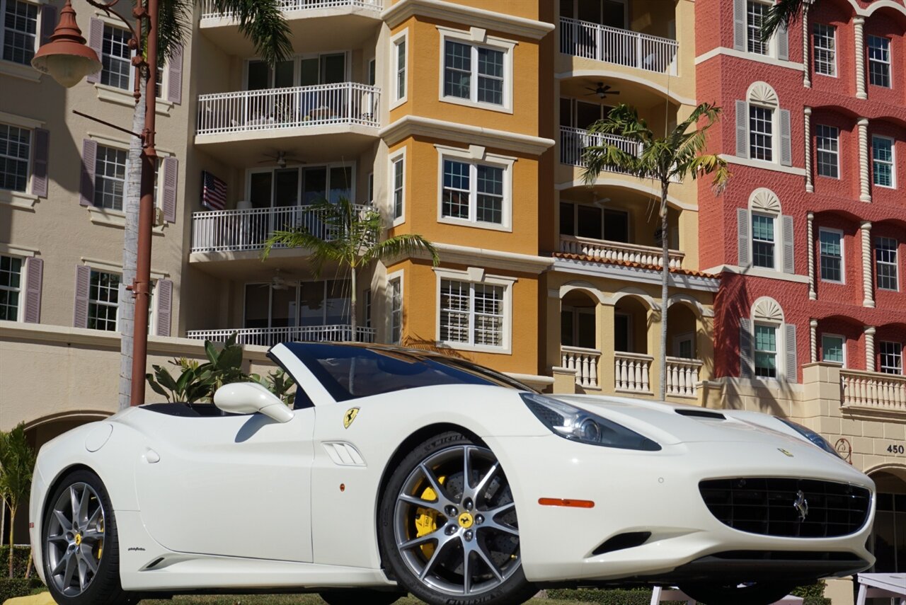2014 Ferrari California   - Photo 1 - Naples, FL 34104
